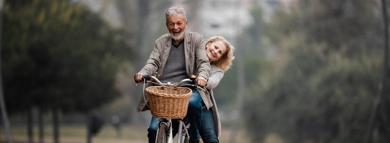 Γιατί οι άνθρωποι γερνούν διαφορετικά